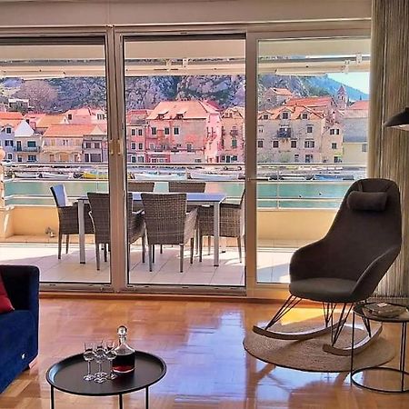 Mitra Zonata Pink Apartment Omiš Екстериор снимка