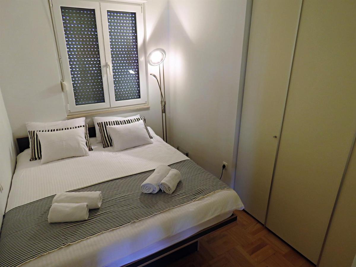 Mitra Zonata Pink Apartment Omiš Екстериор снимка