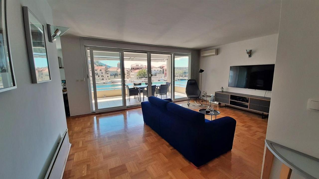 Mitra Zonata Pink Apartment Omiš Екстериор снимка